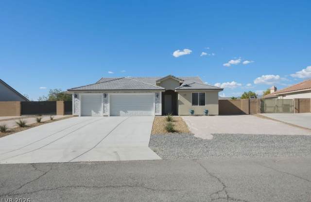 4930 E Ridgewood Drive Gallery 3
