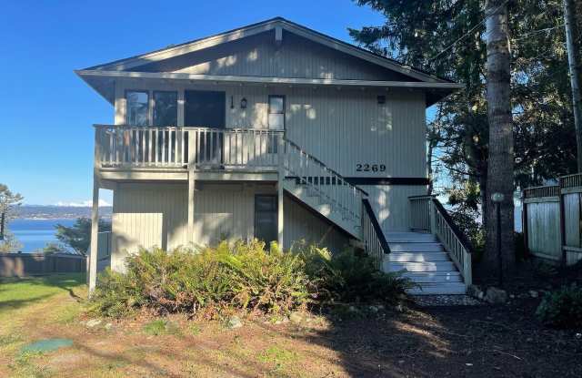 Comfortable View Home in Greenbank! Gallery 3