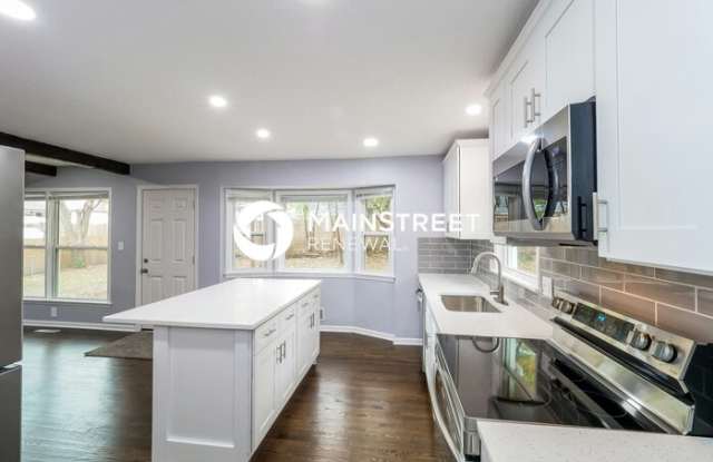 9500 Knox Drive Gallery 4