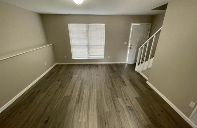 2 Bed/1.5 Bath Two Story Apartment Osage Beach Gallery 2