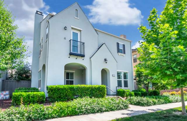 Stunning McKinley Village Home photos photos
