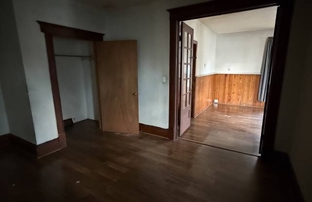 803 E Whitmer St photos photos