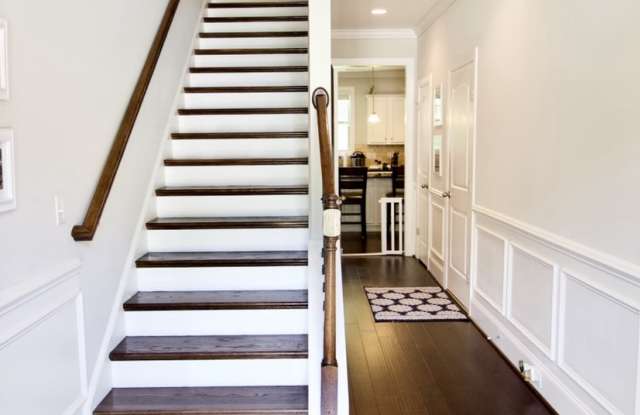 594 Compass Rose Way Gallery 2