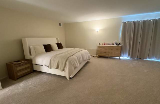 5450 Astor Lane photos photos