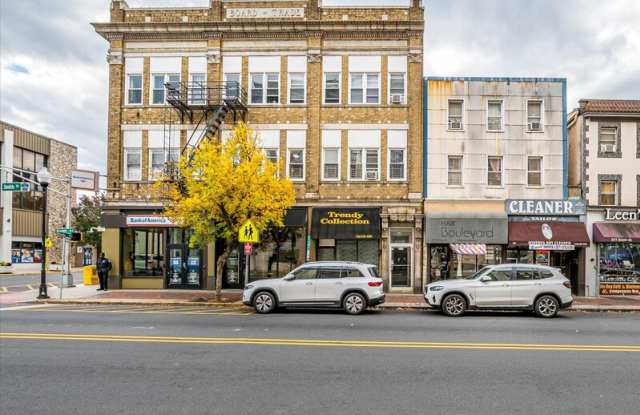 217 Smith Street - 2 photos photos