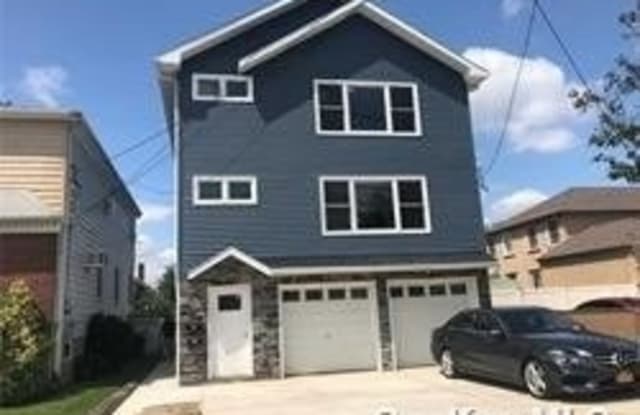 9 5th Avenue - 9 5th Avenue, East Rockaway, NY 11518