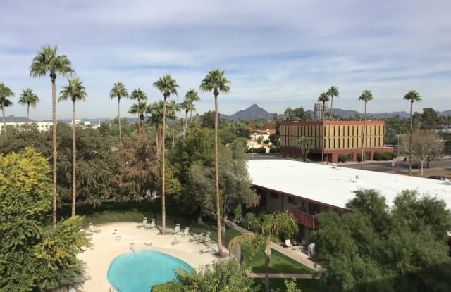 Windsor Place Condos - 353 E Thomas Rd, Phoenix, AZ 85012