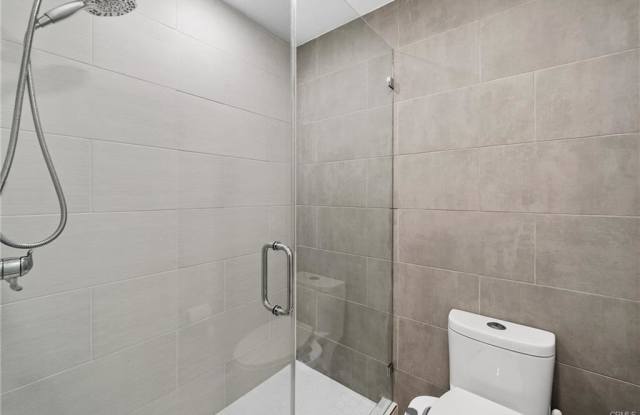 23391 Park Sorrento Gallery 2