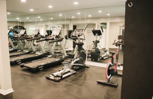 The Avenue Apartments photos photos