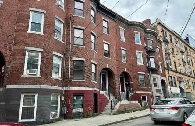 15 Linden St. Gallery 1