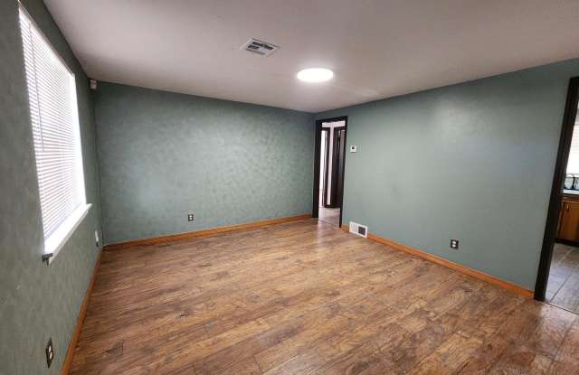2313 Trosper Place Gallery 4