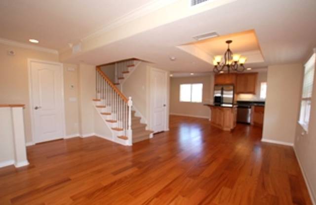 Great Condo in "The Bluffs" Community of Coastal Carlsbad!! Gallery 1