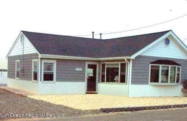 255 Joseph Street Gallery 2