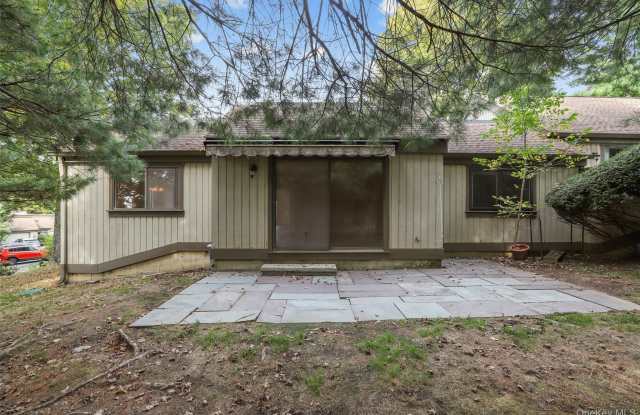 205 Heritage Hills Gallery 3