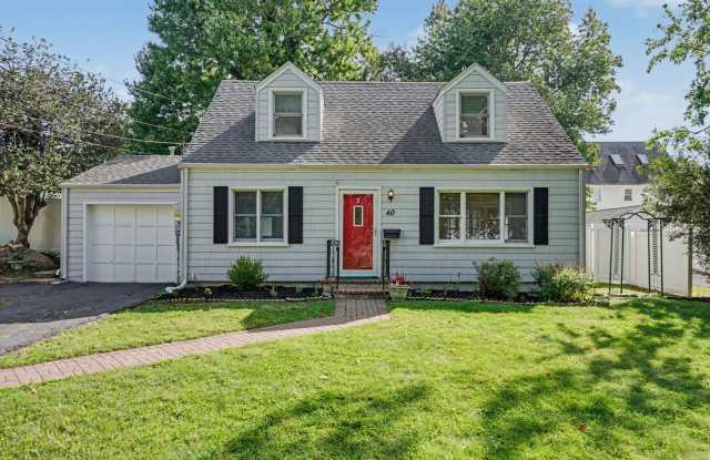 40 Tupper Drive Gallery 1