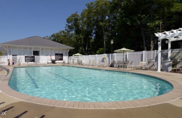 124 Hilltop Drive 124 - 124 Hilltop Dr, Norfolk County, MA 02081