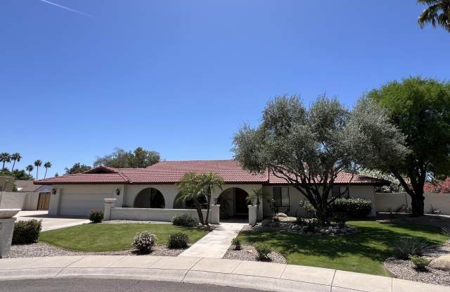 4539 E Karen Drive Gallery 1