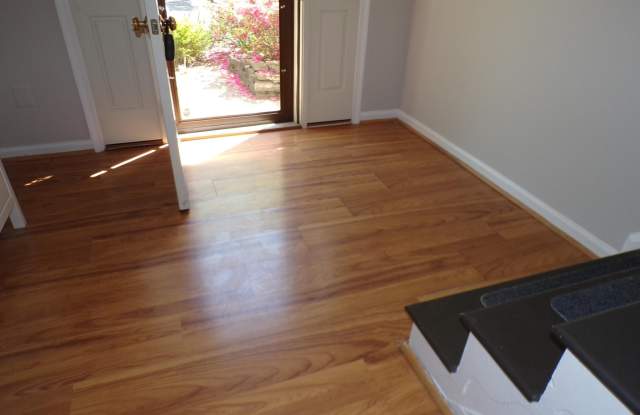 15 FLOYD STREET S photos photos