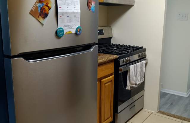 3750 Clarendon Avenue photos photos