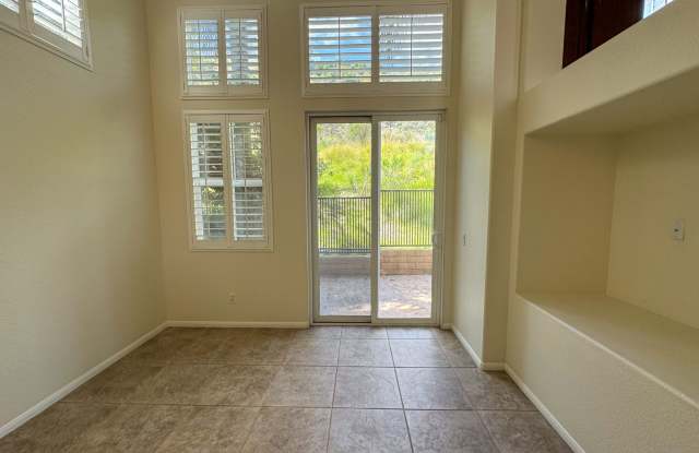 Mission Valley : Escala Detached 3 bedroom, 2.5 bath Gallery 4
