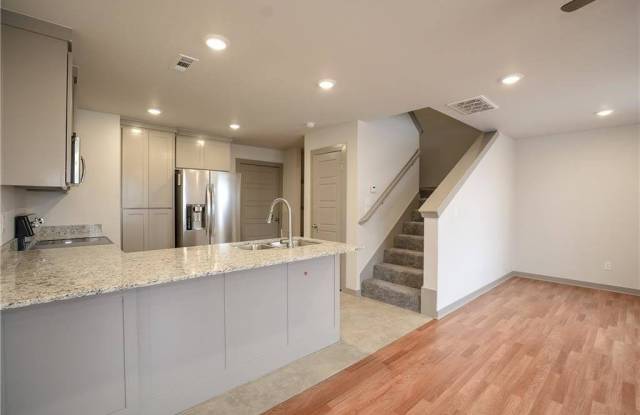 3428 SW Vel Mews Gallery 2