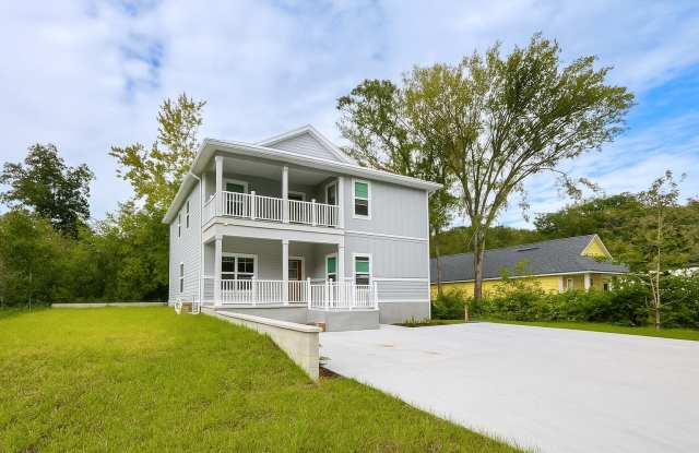 716 Cathedral Pl Gallery 2