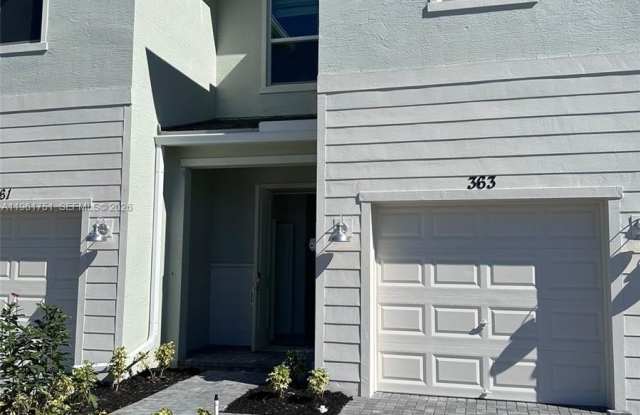 363 SE Crossoak Ln photos photos 363 SE Crossoak Ln photos photos