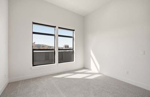 21806 East Indiana Avenue - 205 photos photos