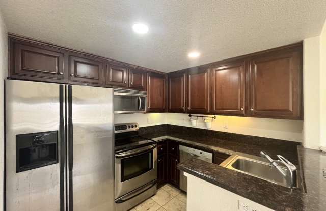 Two Story Condo in UTC Gallery 3