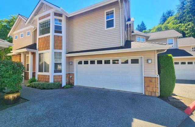 205 Newport Wy NW #B-1 - 205 Newport Way Northwest, Issaquah, WA 98027