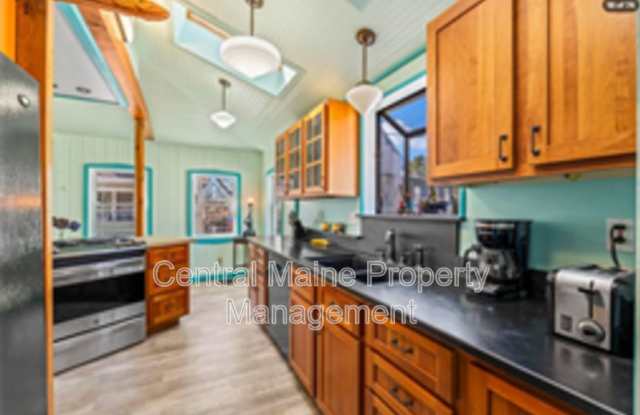 62 Evergreen Avenue Gallery 2
