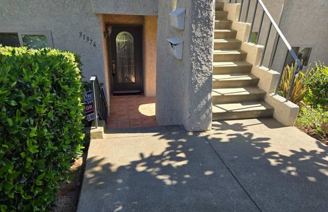 Great 2 Bedroom 2 Bathroom On The Golf Course In Laguna Niguel - 31376 West Nine Drive, Laguna Niguel, CA 92677