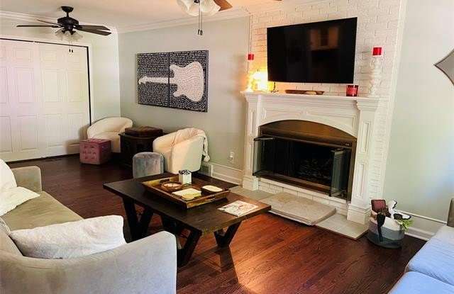 488 Welch Road Gallery 3