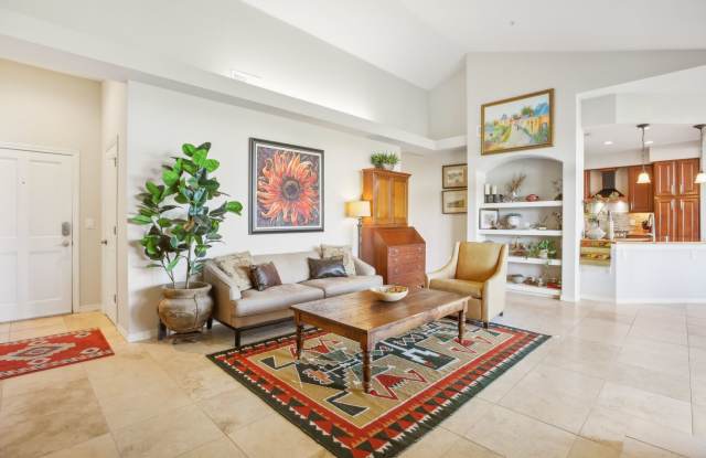 Luxury Riverfront Condo Near Georgetown Square | 2 Bed / 2 Bath with Balcony photos photos
