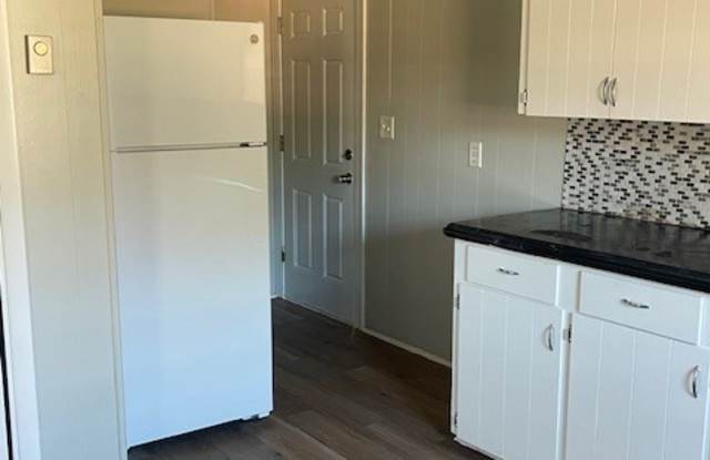 1500 Lilac Drive Gallery 3