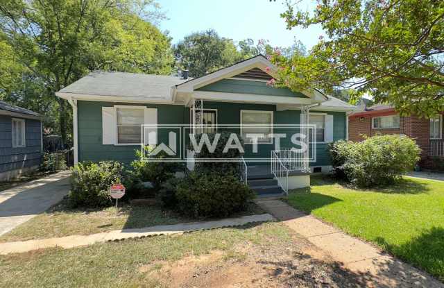 Cozy 3-Bed 1-Bath Home in Titusville Neighborhood photos photos