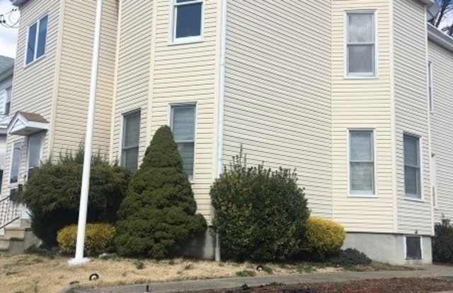 16 Lincoln Ave - 16 Lincoln Avenue, Totowa, NJ 07512 16 Lincoln Ave - 16 Lincoln Avenue, Totowa, NJ 07512