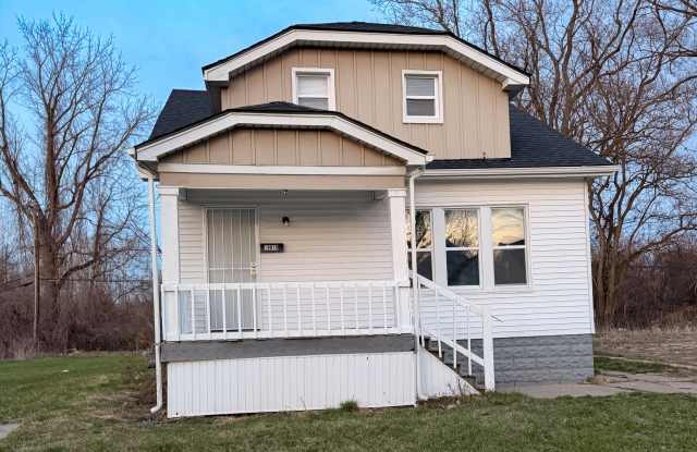 19010 Riverview Street photos photos