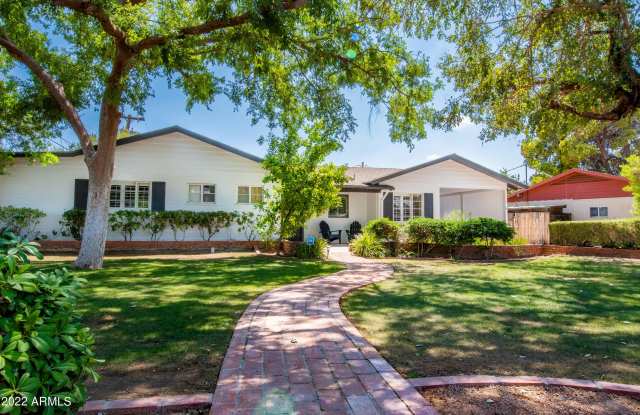 5709 E MONTEROSA Street Gallery 2