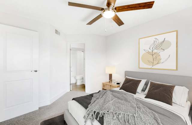 Meadow Glen Apartments Gallery 3