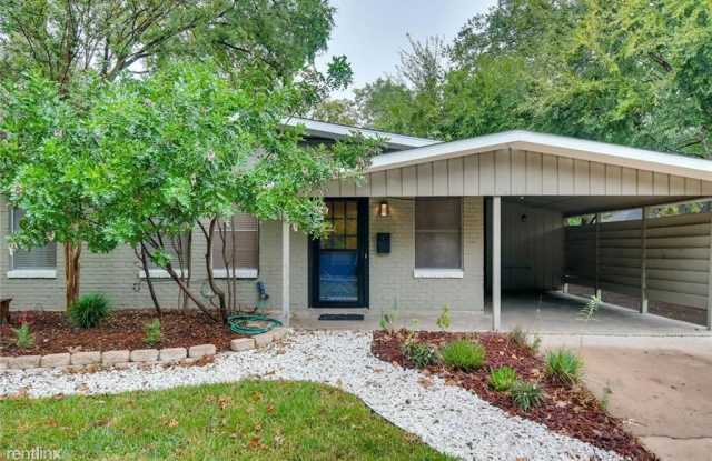 2000 Vista Ln # A Gallery 3