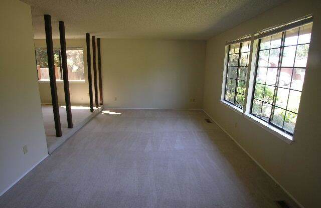 5927 97th Avenue Court West Gallery 3