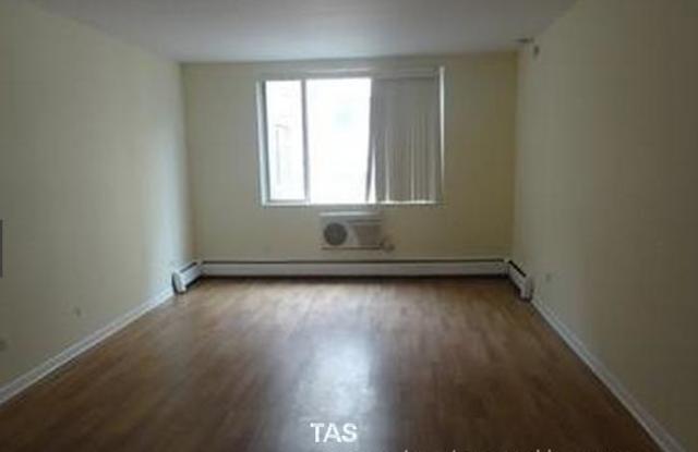 4267 West Addison St. photos photos