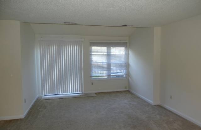 31 PLUMLY Way Gallery 2