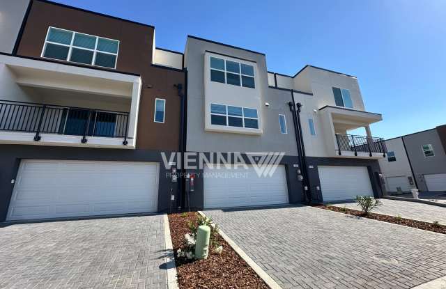 8068 Quiet Knolls Dr Gallery 1