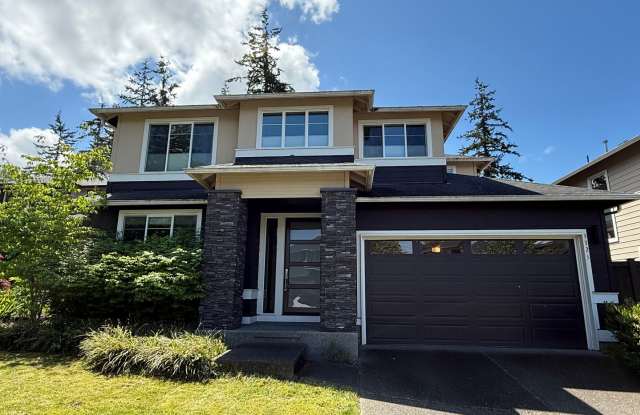 Stylish 4-Bed, 4-Bath Luxury Home photos photos