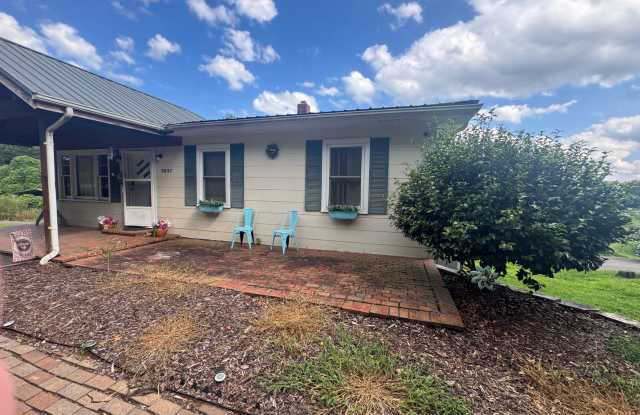 2697 Spears Rd, Lenoir NC 28645 Gallery 3