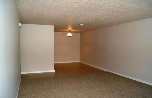 Westport Beach Townhomes 2 and 3 Bedrooms photos photos