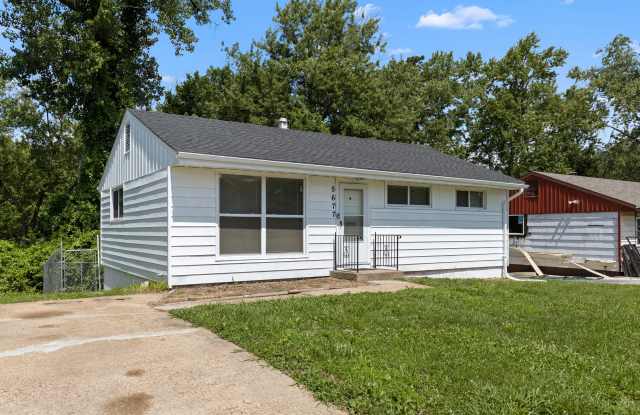 5677 Parchester Dr Gallery 1