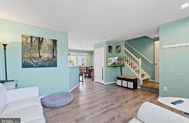 9595 SCALES PLACE Gallery 3